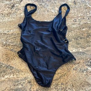NWOT black swimsuit large